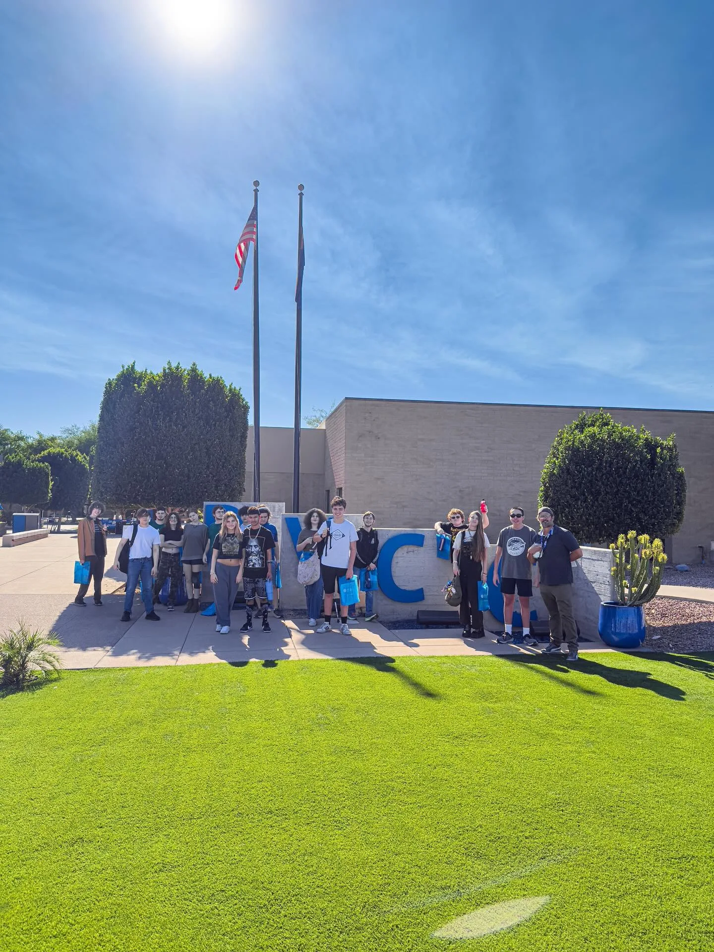 Gateway students on a community college campus visit